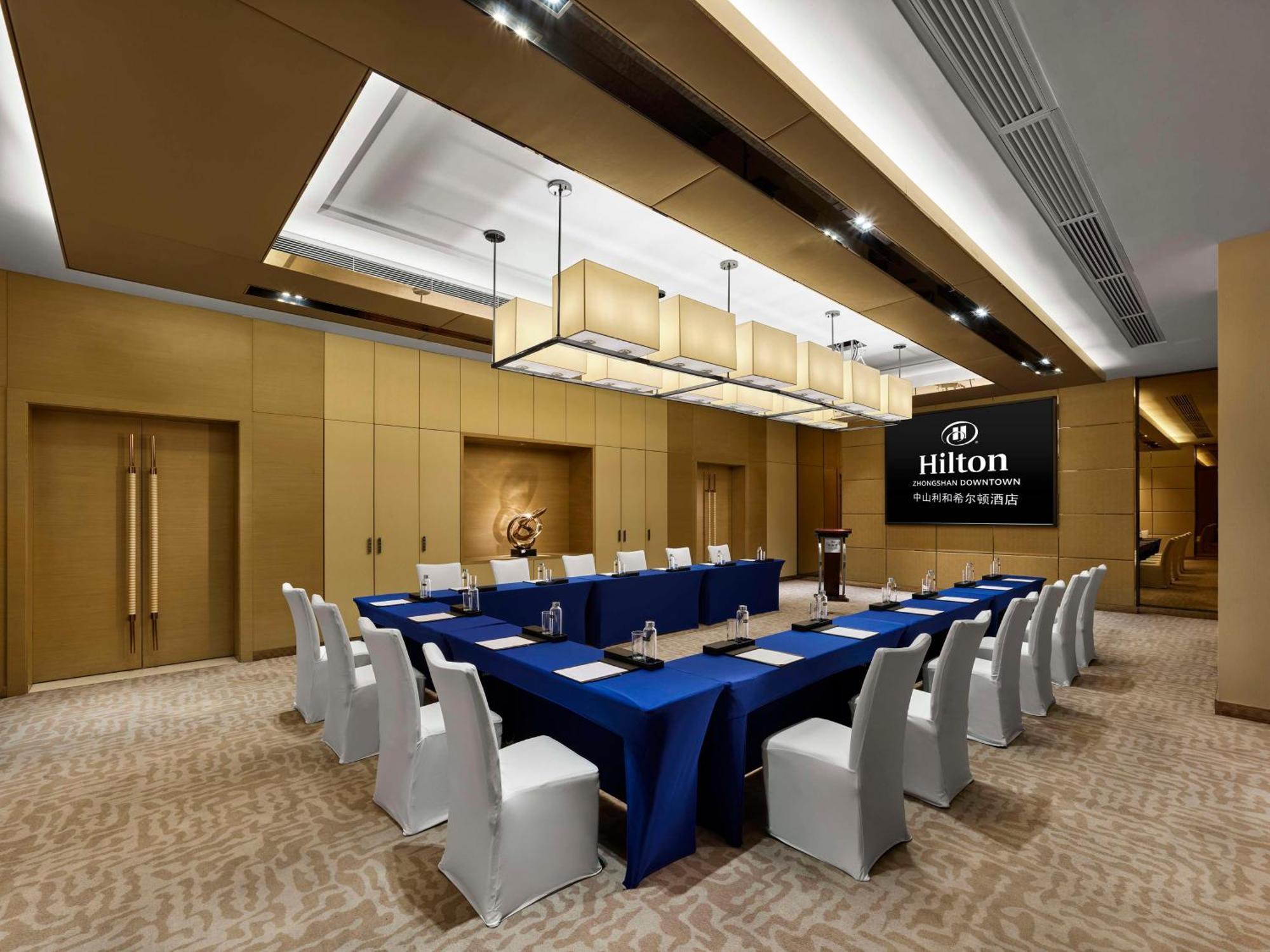 Hilton Zhongshan Downtown Eksteriør billede
